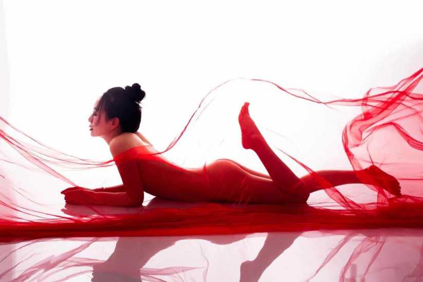 北工大地铁附近 风骚少妇，静静已回归！